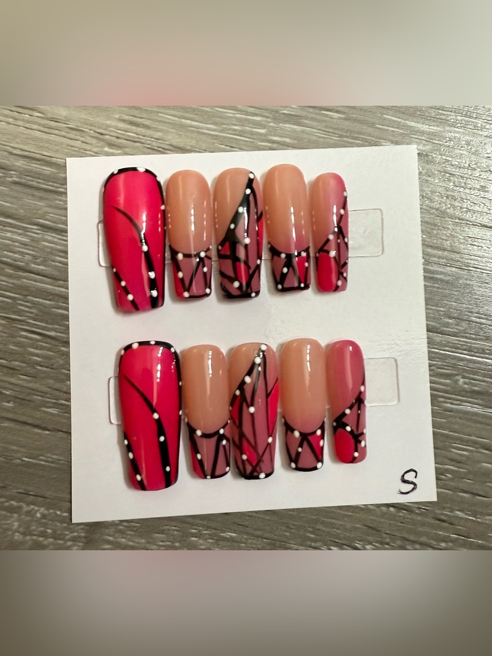 Pink Pink Butterfly Press-On Nail Set